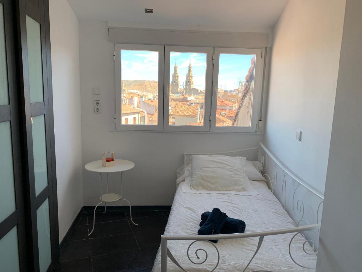 Riojano Y Coqueto Apartment โลโกรโญ ภายนอก รูปภาพ
